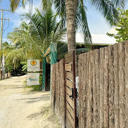 Bella'S Backpackers Hostel-2